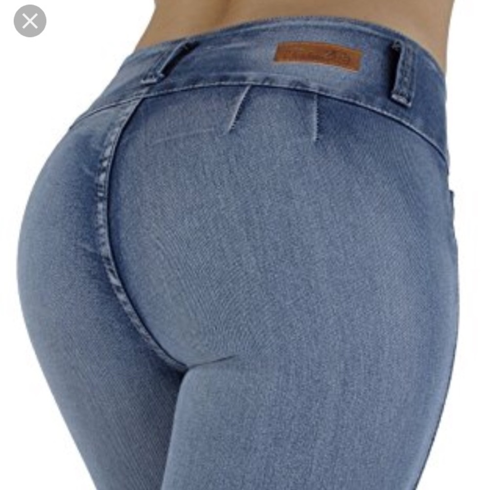 Colombian jeans 👖